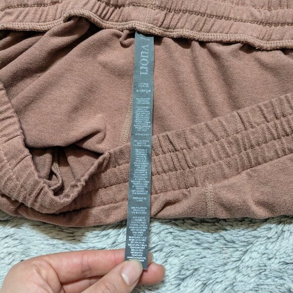 Vuori Boyfriend Sweatpant Jogger Pink Pants Terracotta Heather Size XL - Picture 4 of 7